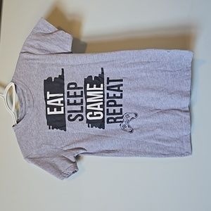 Boy's Size 14/16 Brooklyn Vertical gamer tee